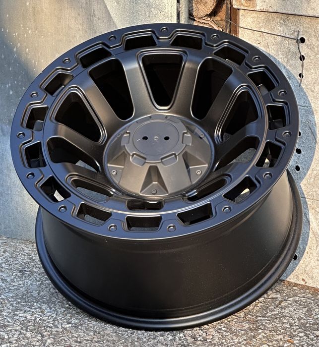 Off Road Джанти 17 “ цола 6х139.7 9j ET 10 чисто нови Patrol Toyota