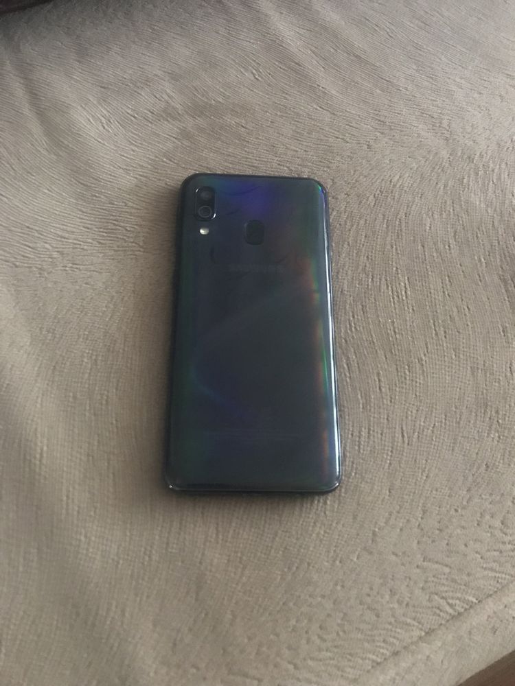 Samsung A40 самсунг а40