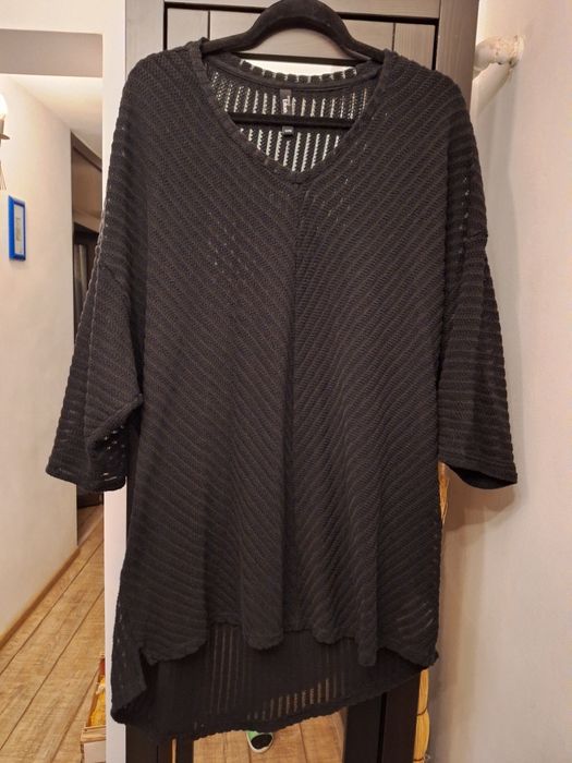 Bluza neagra măsura mare