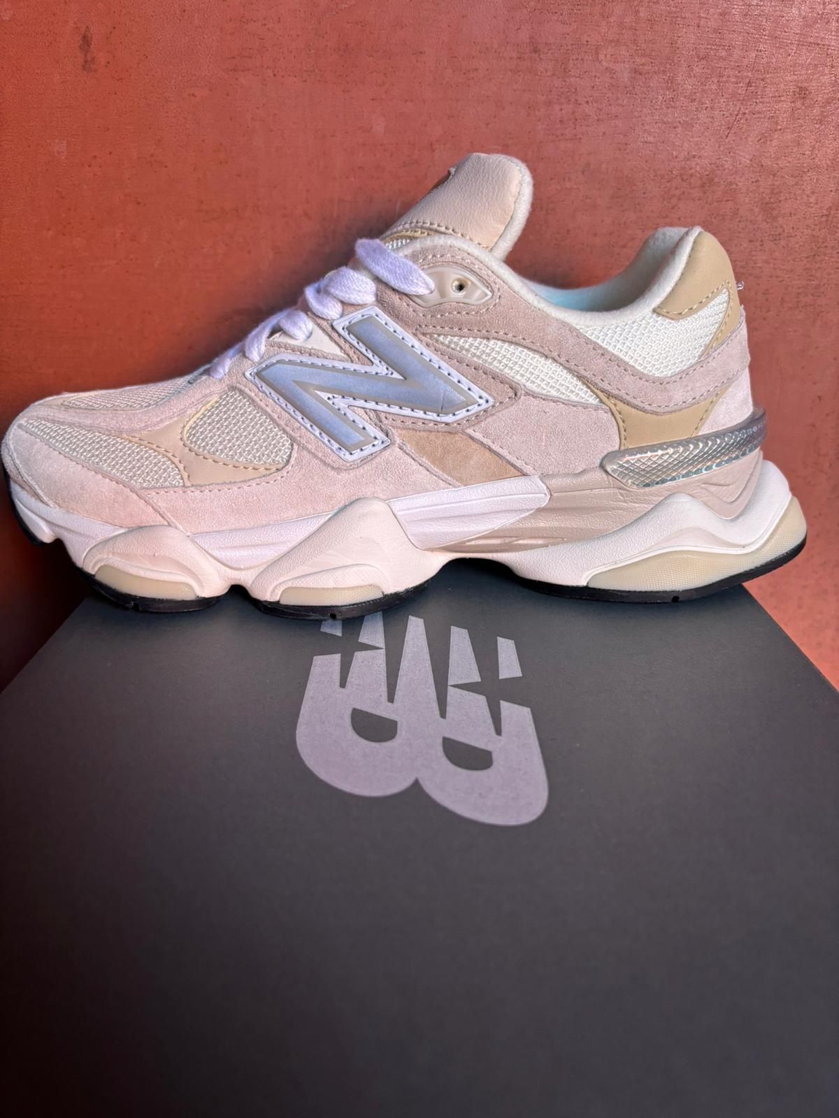 New balance 9060