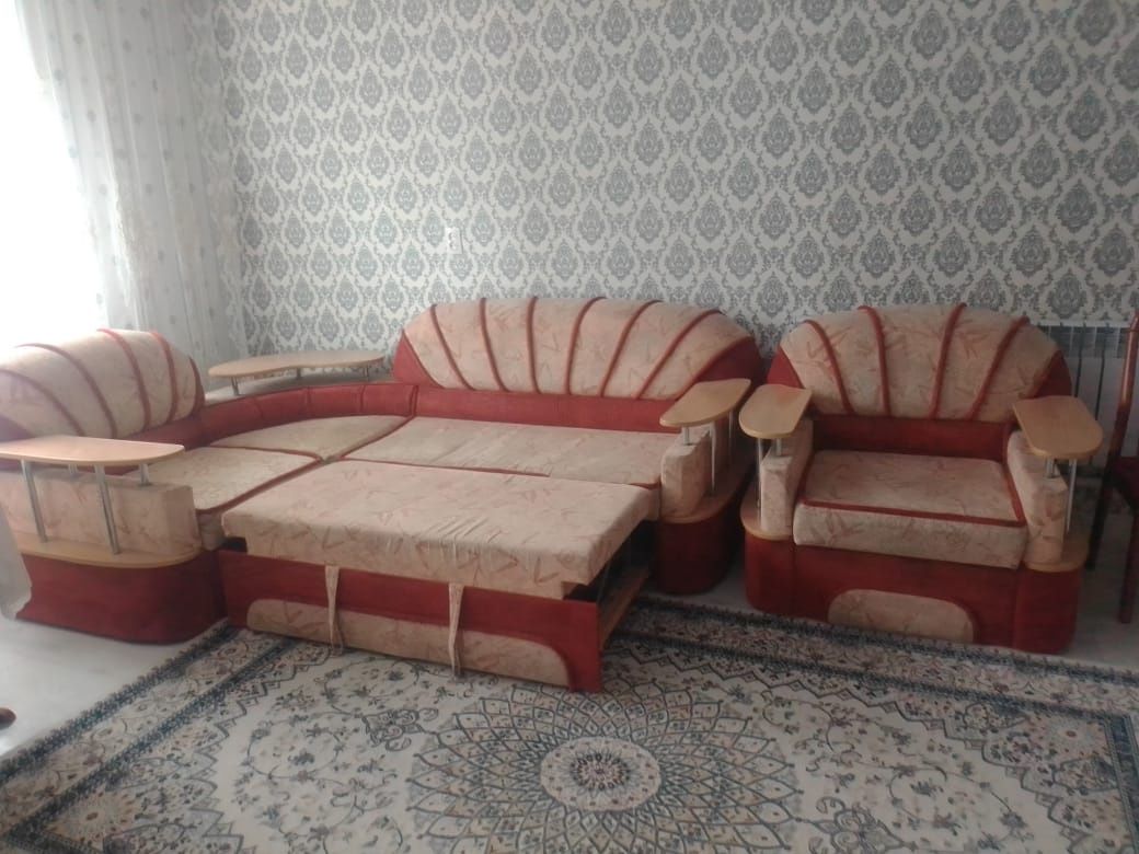 Угловой диван...