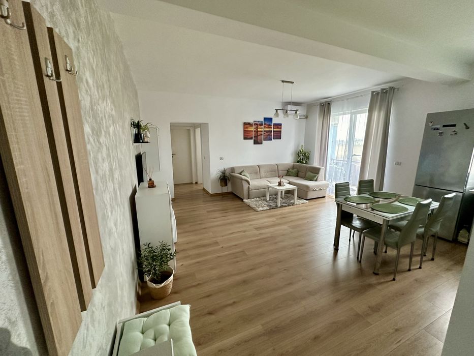 Proprietar Vand Apartament 2 camere complet mobilat