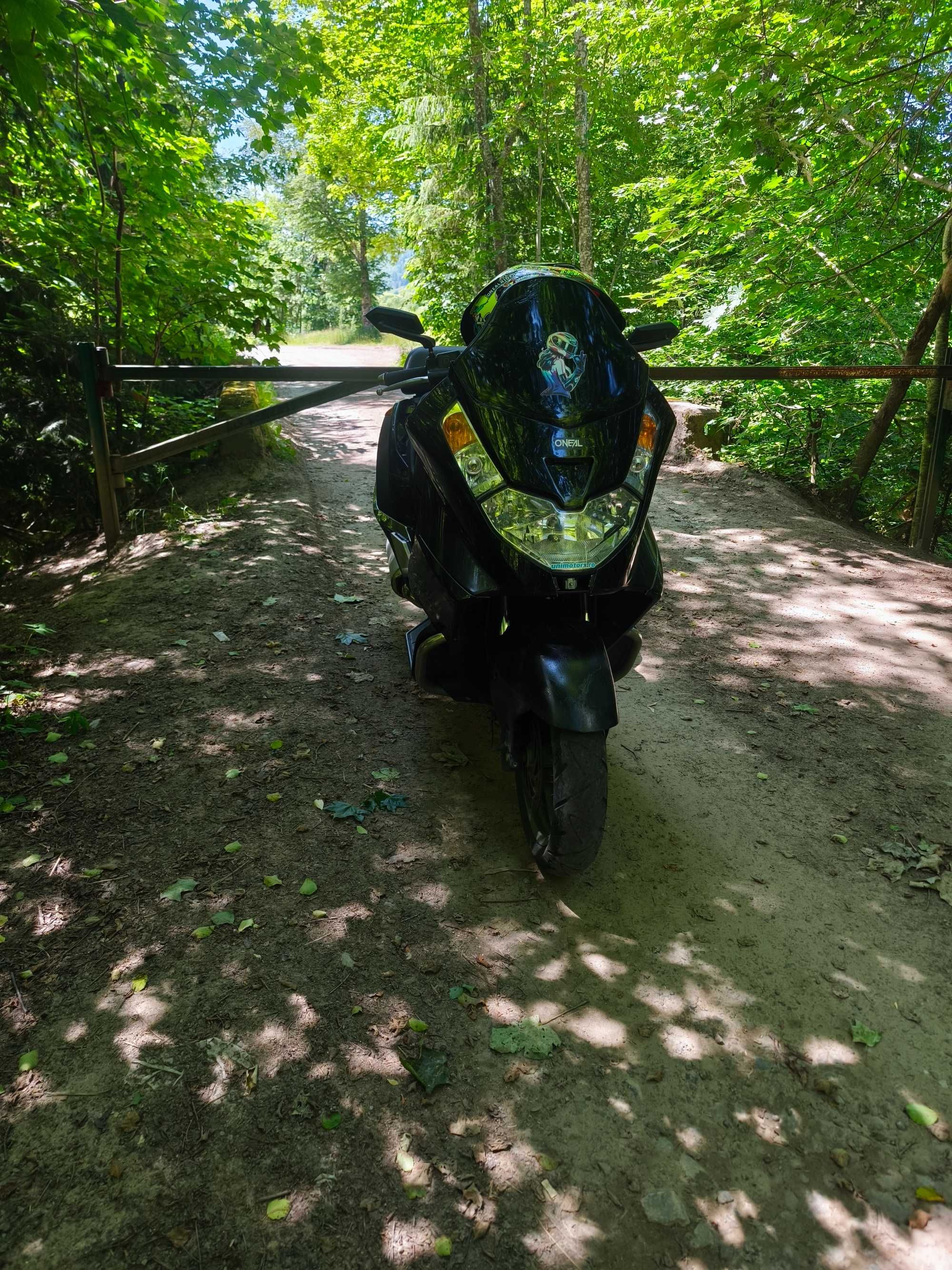 Aprilia Atlantic