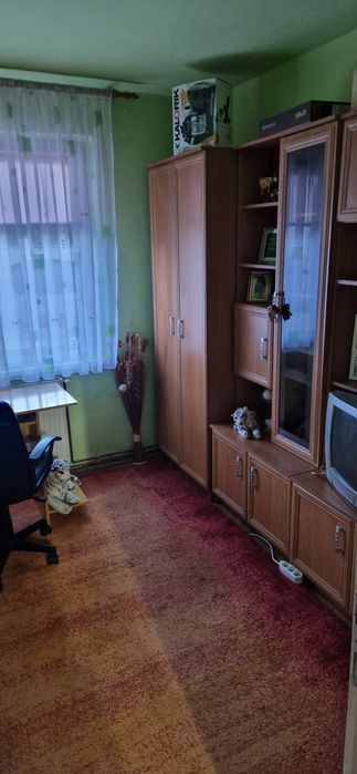 Vand apartament 3 camere Tranaveni