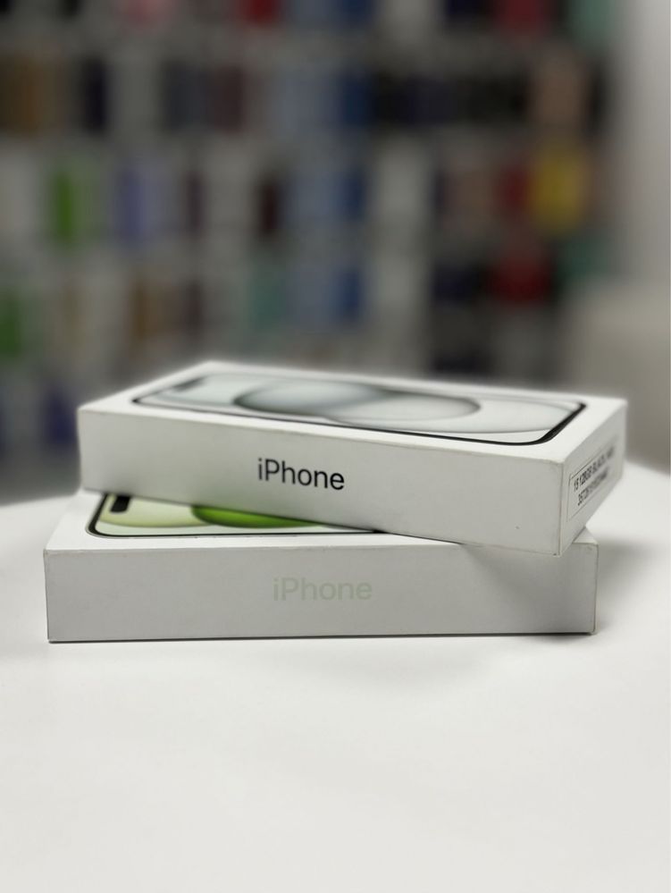 Nou SIGILAT iPhone 15 Black Green & Blue 128 Gb -Garantie • DOM Mobile