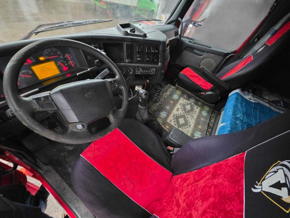 Vand cap tractor Volvo + semiremorca