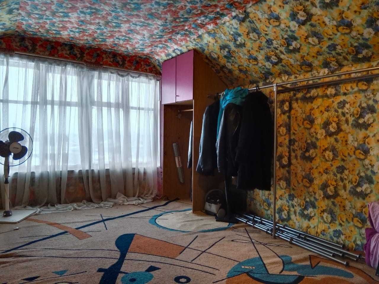 Дом, р-он Погодина с баней, хоз постройками и 6 сотками земли