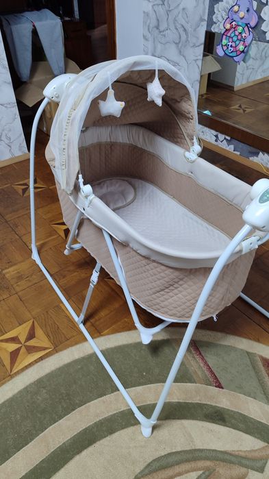 Электрическая люлька-качалка