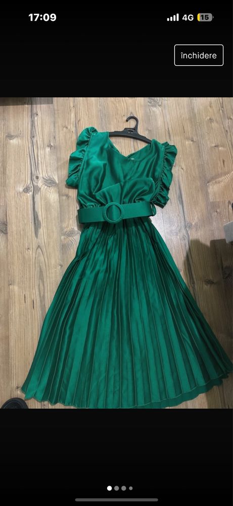 Rochie verde cu curea