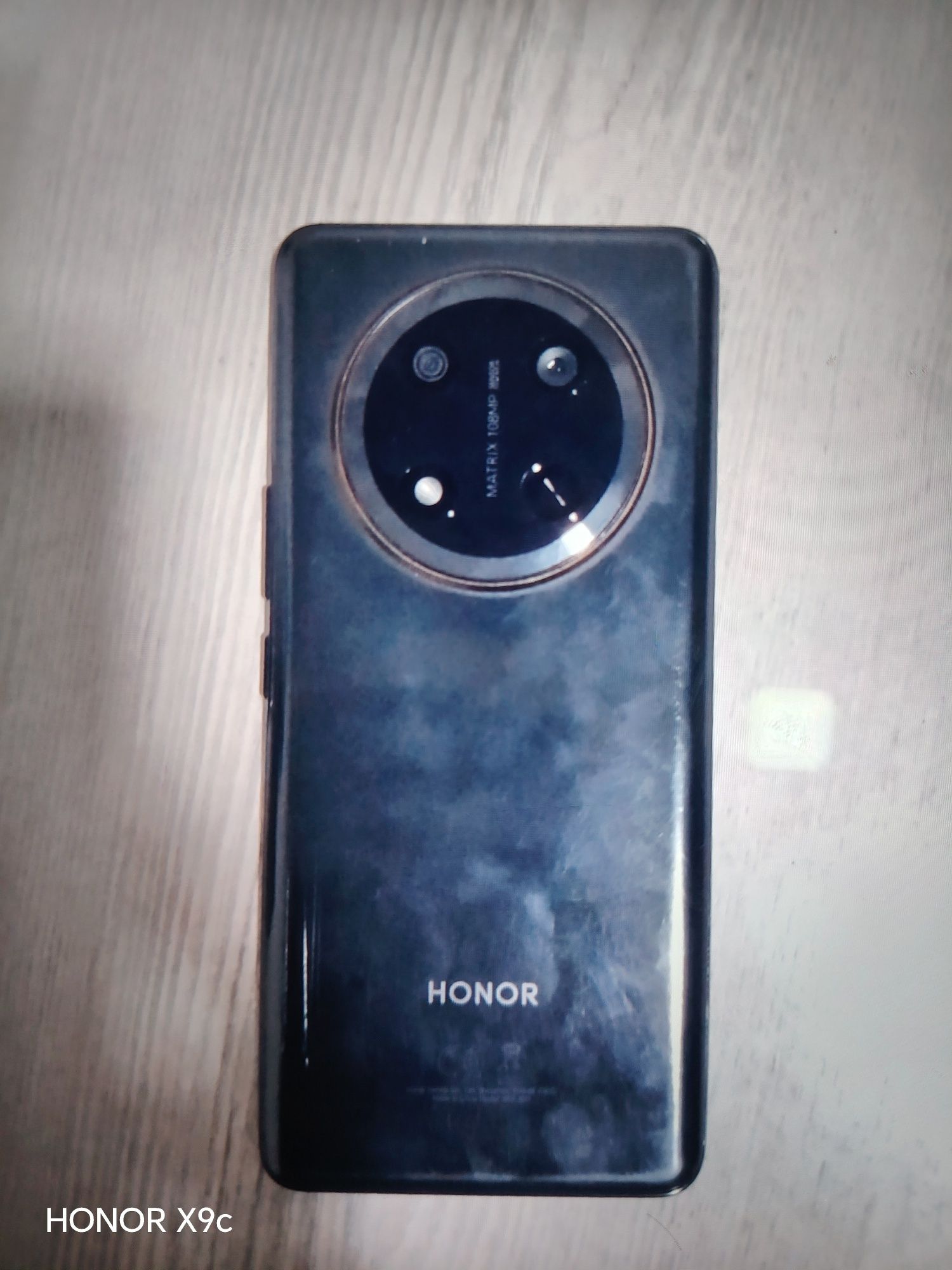Honor x9c 8/256.