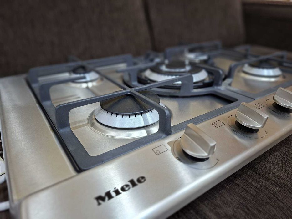 Miele KM 2033 G - Plită pe gaz inox, Gratare fonta, 750/520 mm, Noua