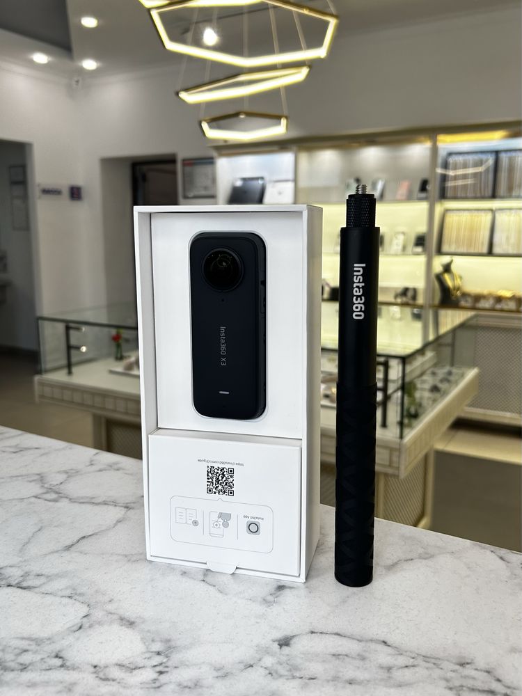 INSTA 360 X3