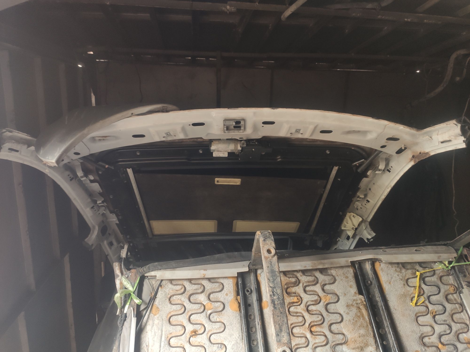 W210 кузовной запчасти