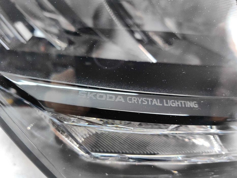 Оригинален фар Шкода Фабия  Skoda Fabia Full Led