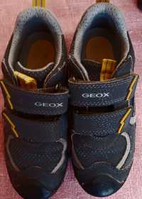 Маркови детски маратонки Geox