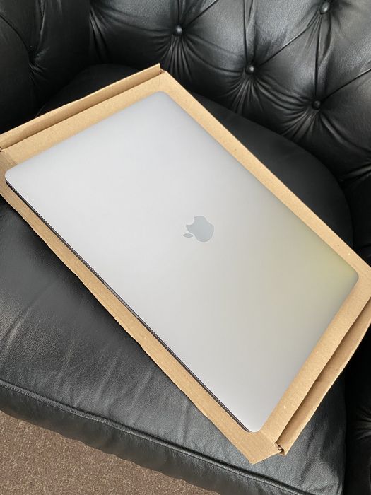 MacBook Pro 16-inch / Intel Core i7/ 16 Gb RAM / 512 gb/Space Gray/Nou