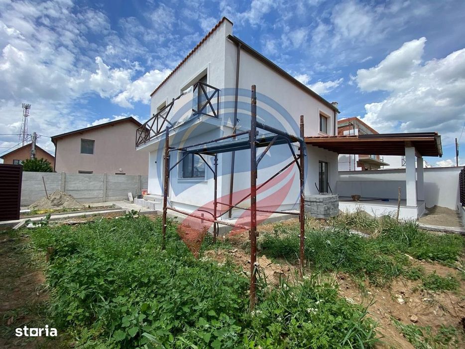 Casa Spatioasa 4 Dormitoare 100 M Utili Zona Capsunarie Damila