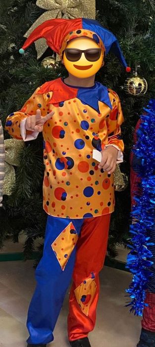 Клоунның киімі сатылады