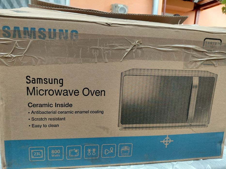Cuptor microunde Samsung