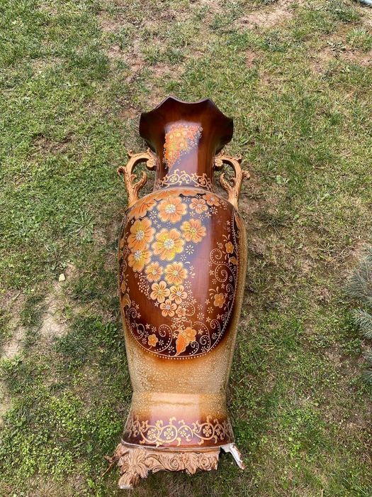 Vaza ko'za  decor uchun