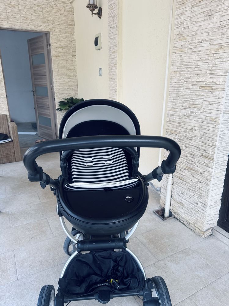 Vand carucior Mima Xari impecabil ,pret achizitie 5000 de lei