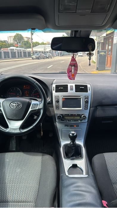 Vand Toiota avensis