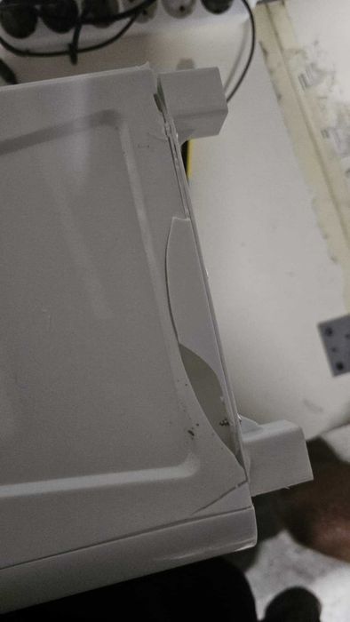 Диспенсър за вода ELITE WDE-2535, Транспортен дефект