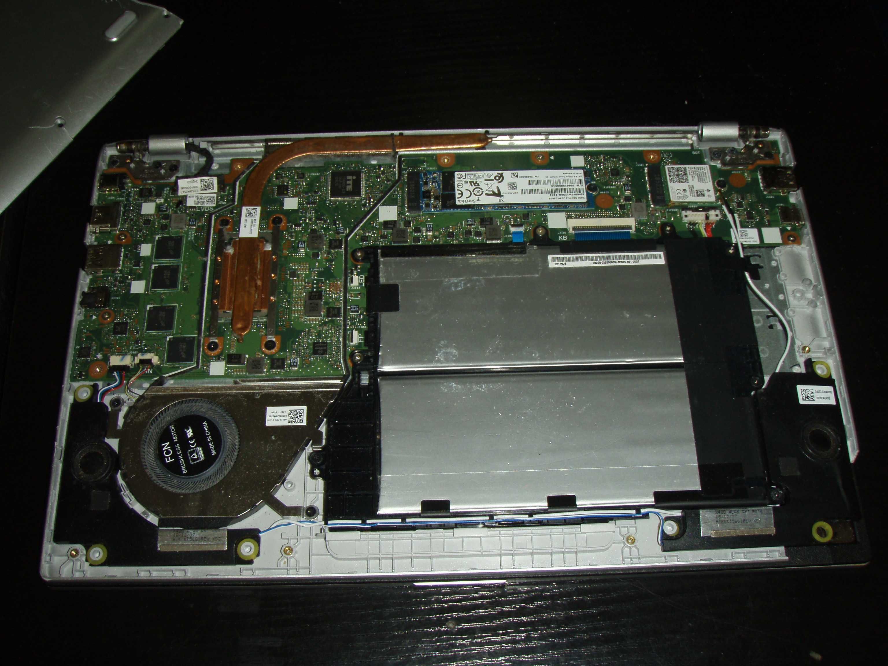 Dezmembrez Asus Vivobook R459U i3-7020U la 2.3Ghz si 4GB RAM