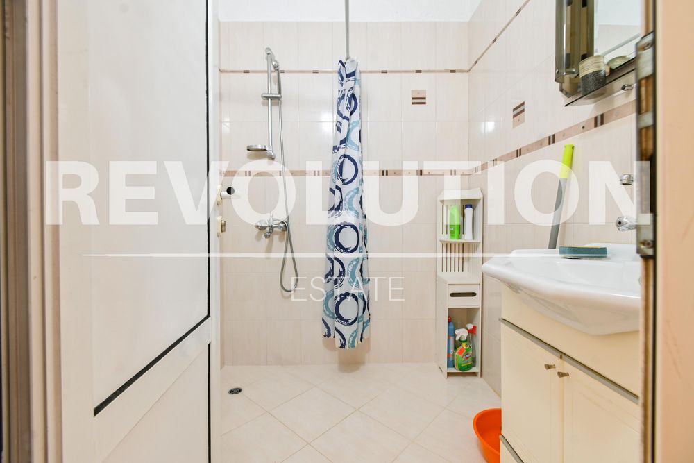 Дава се под наем Двустаен апартамент в София, Център - 60 кв.м за 715 € - Снимка #9