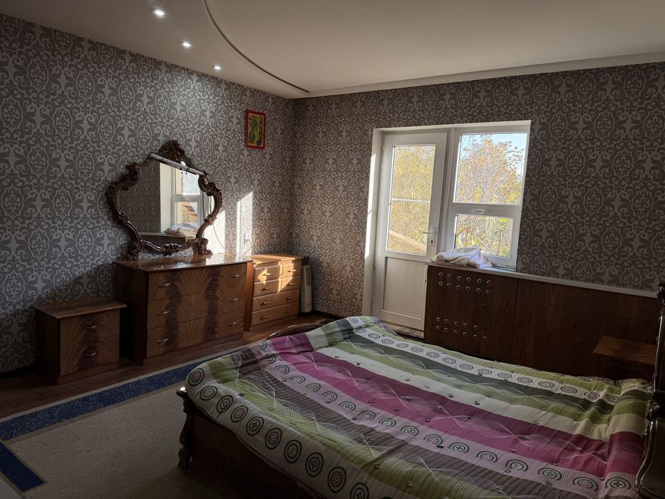 Срочно продается квартира Буз базар банковский дом