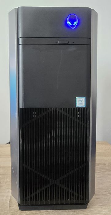 Unitate gaming Alienware Aurora R7 I5 gen 8 Video Gtx 1060 6gb 16GB