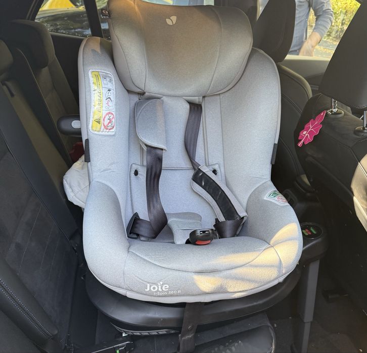 Scaun auto copii  rotativ Joie