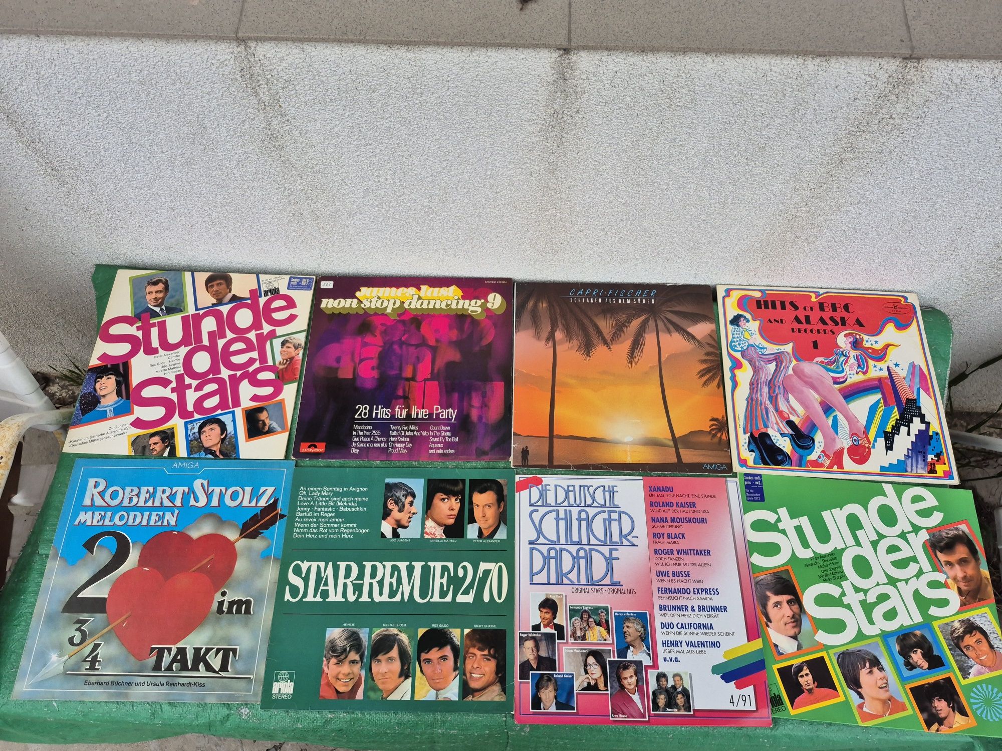 Lot Discuri Vinil colectie 100 LP  cu muzica usoara straină mixta