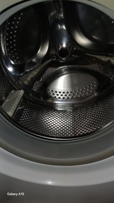 Продавам пералня INDESIT 5kg/1000обр.WIN82Като Нова 169лв