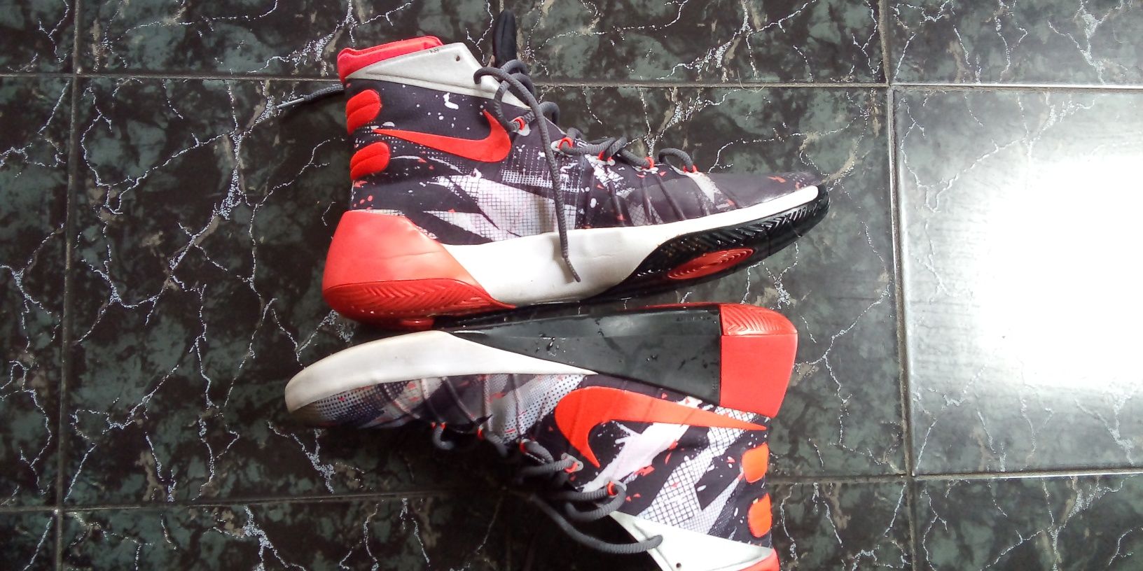 Маратонки   Nike