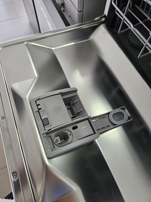 Съдомиялна тип Кубче BOSCH