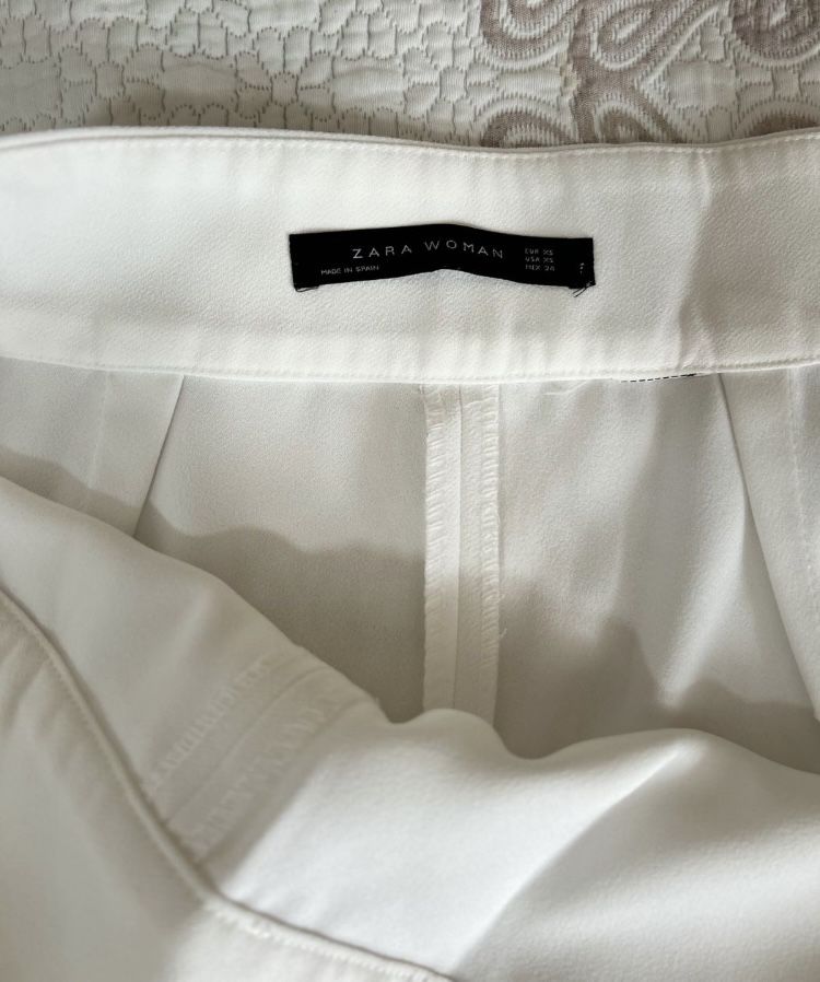 Продам белые классические брюки от Zara