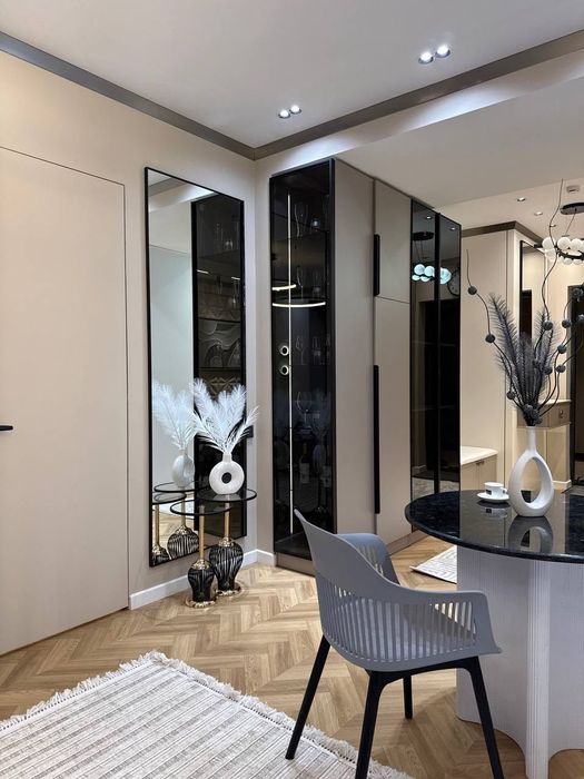 NRG U-Tower Продается 2 комнатная квартира ремонт Дружба Народов