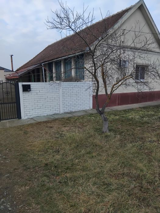 Vand casa la 15 km de Timisoara