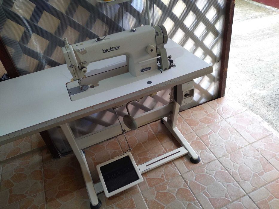 Masina de cusut Brother SL 7040-3 - refurbished