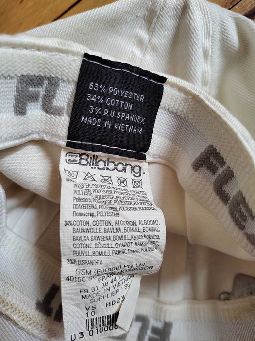 Всяко по 15 лв. Къси панталони Mistral и шапка Billabong