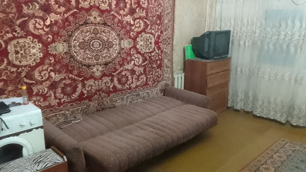 Юнусабад метро.Шахристон 1 комната с хозяйкой в 3х комнатной