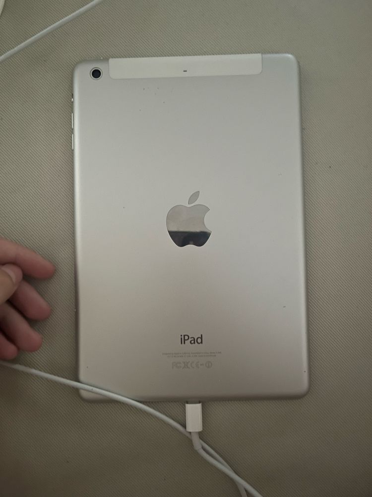 Ipad mini 2 2014 URGENT!