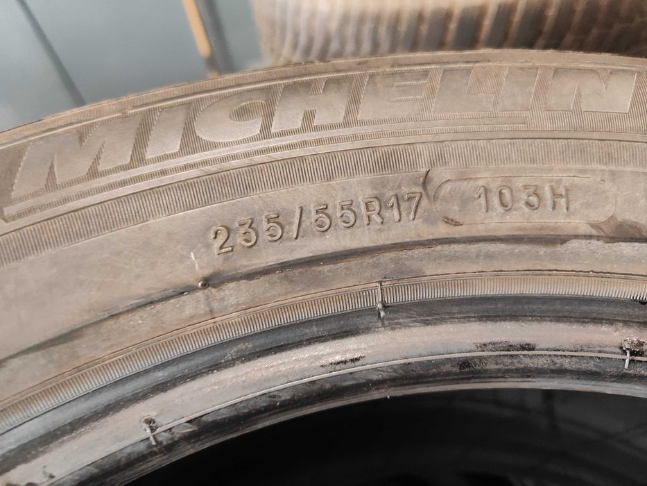 4бр.зимни гуми 235/55/17 Michelin