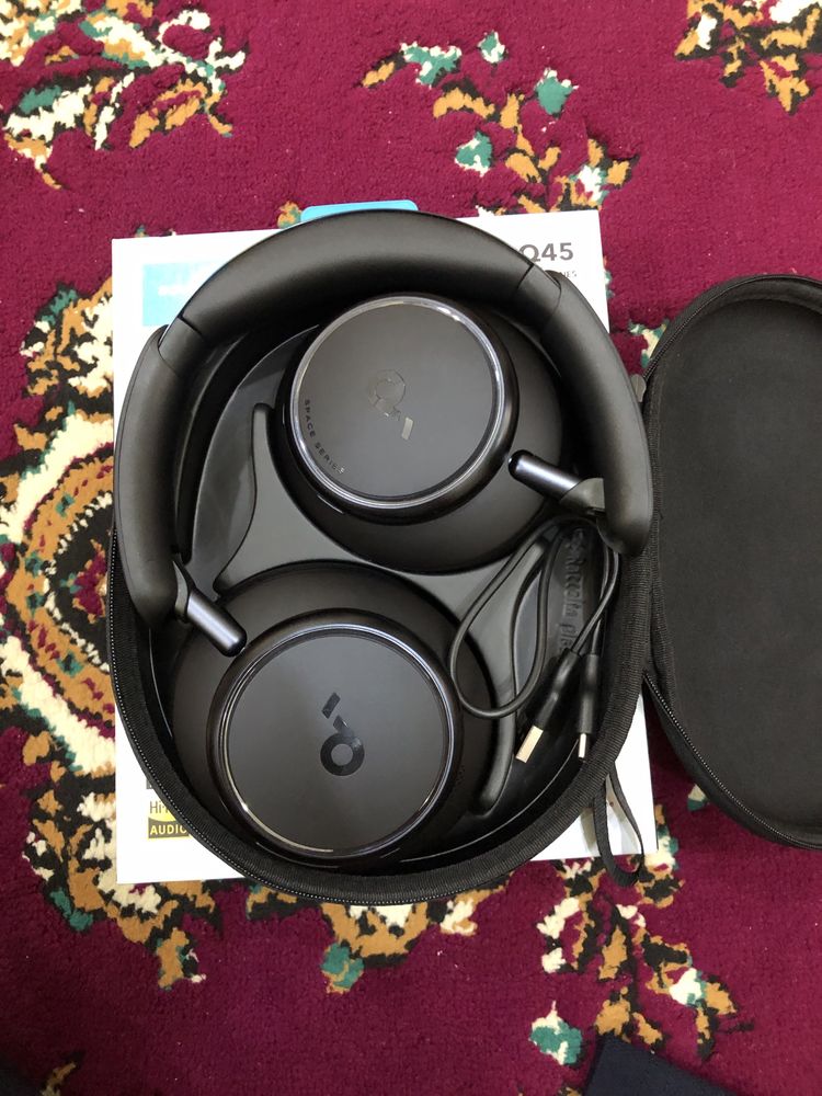 Продаются Soundcore space q45