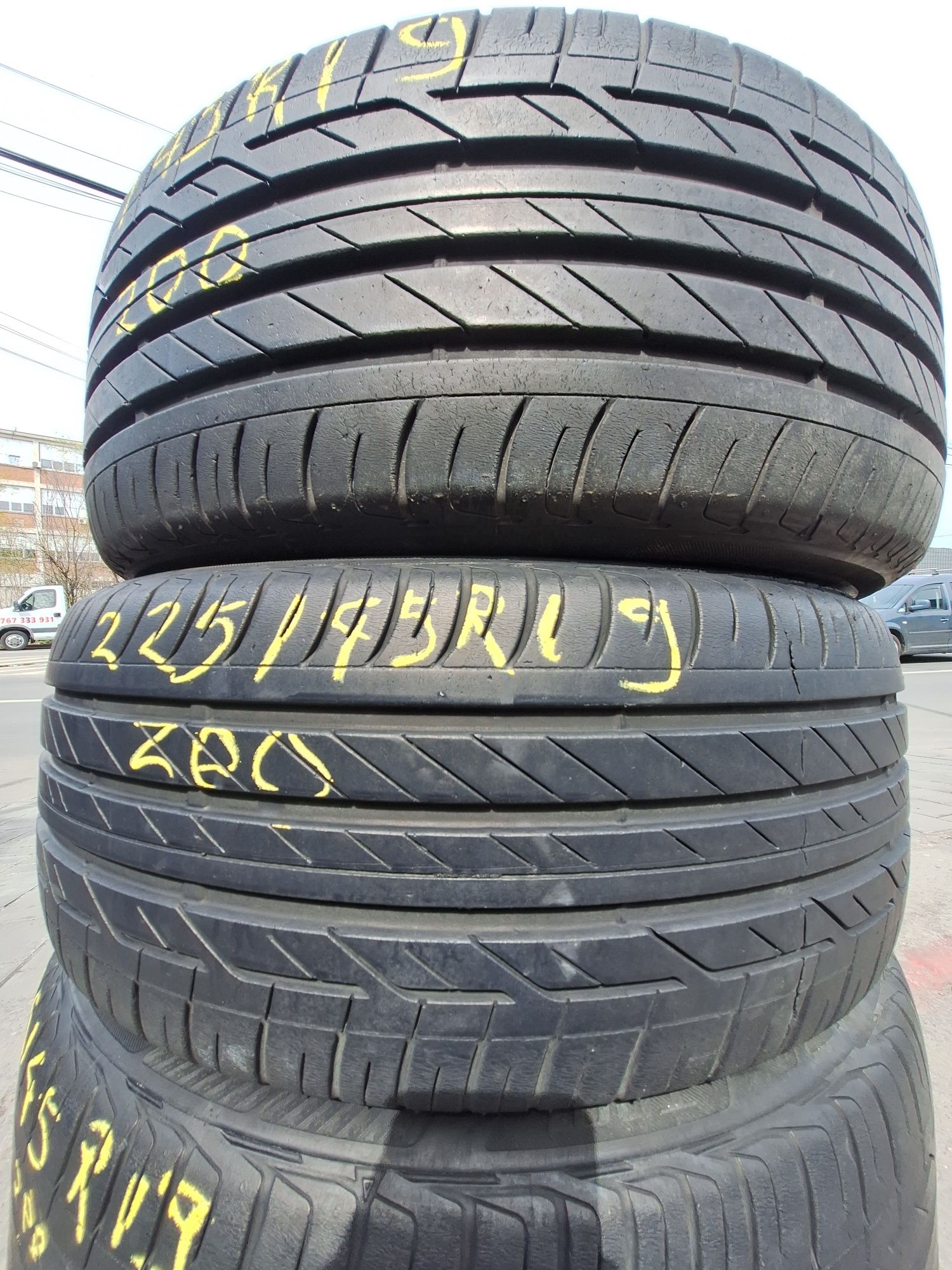 4 anvelope vara 225/45r19 Bridgestone Montaj Gratuit