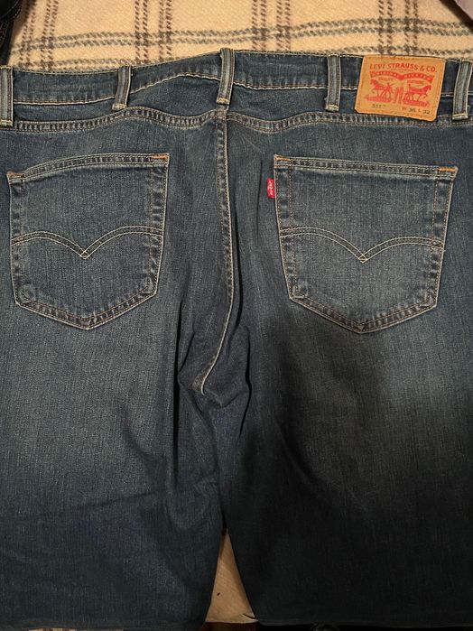 Нови дънки Levi’s