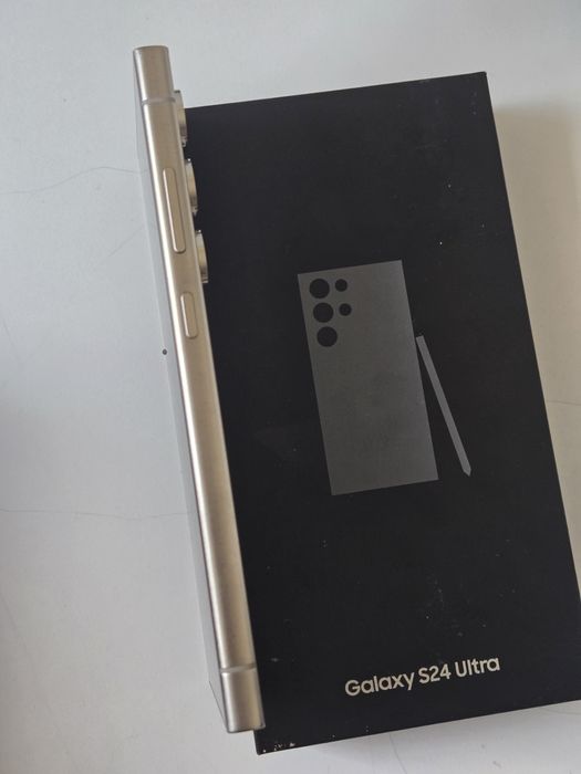 Vand/schimb Samsung S24 Ultra 256gb