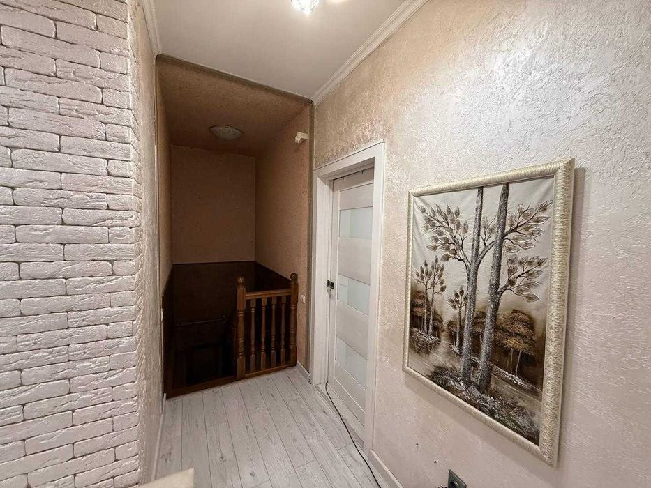 Продам двухуровневую 3 комнатную квартиру клубного типа