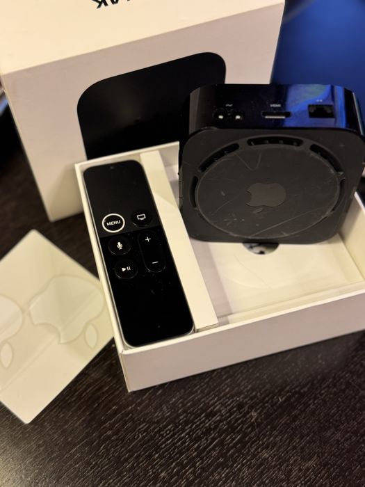 Apple TV 4K 32Gb , model A1842.